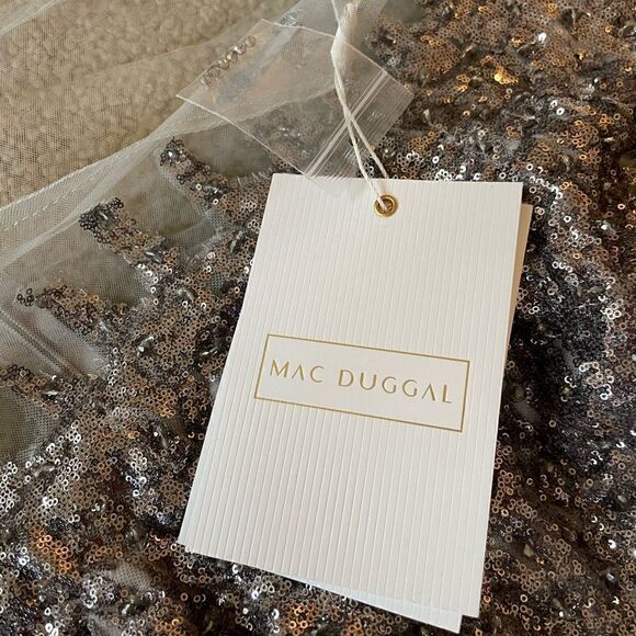 Mac Duggal 20307 Bishop Sleeve Sequin Dress Size 22 - Picture 5 of 13